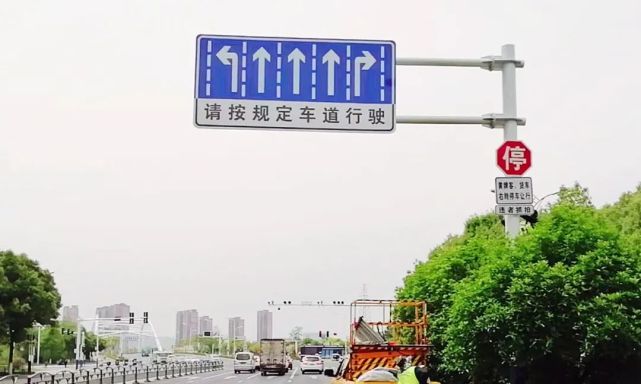 清流路與菱溪路,世紀大道與西澗路等路口,設置 