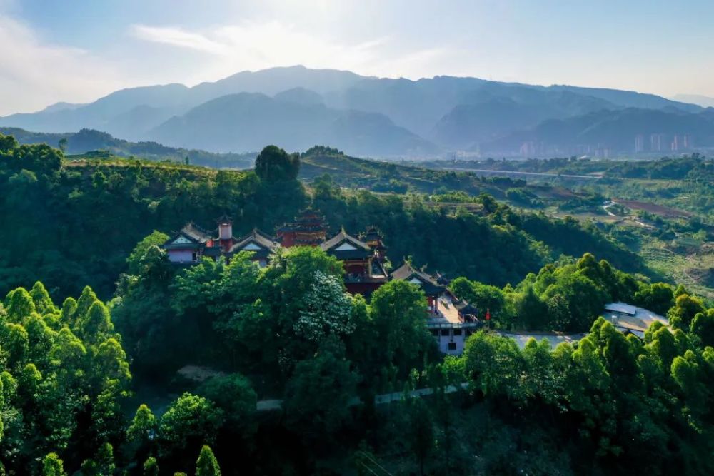 不用远行乐山这10处新晋网红景点带你出大片