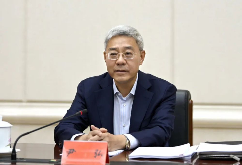 尹弘:让各类人才在甘肃尽展才华实现价值_腾讯新闻