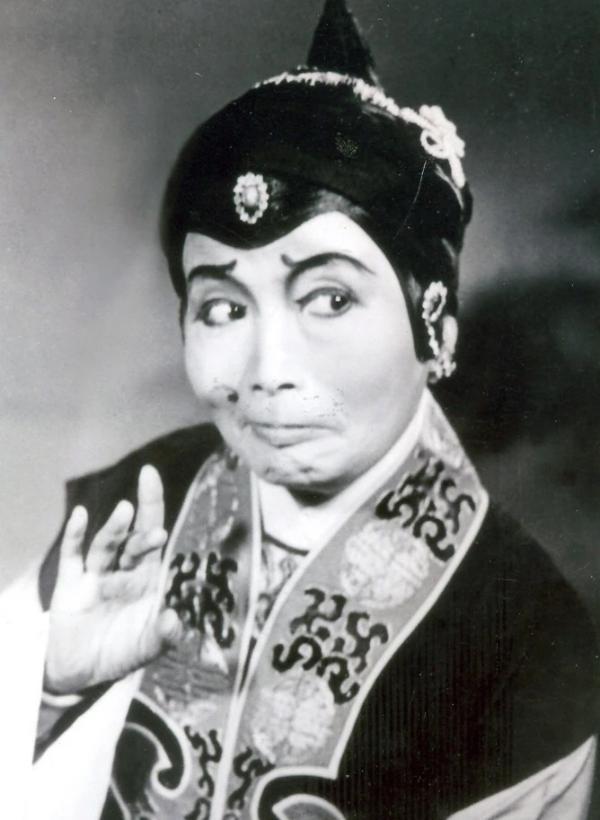 越剧丑角名家郑采君去世次子邵永平忆丑妈三两事