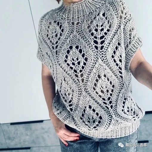 超大的镂空叶子花,织背心还是蛮好看的!