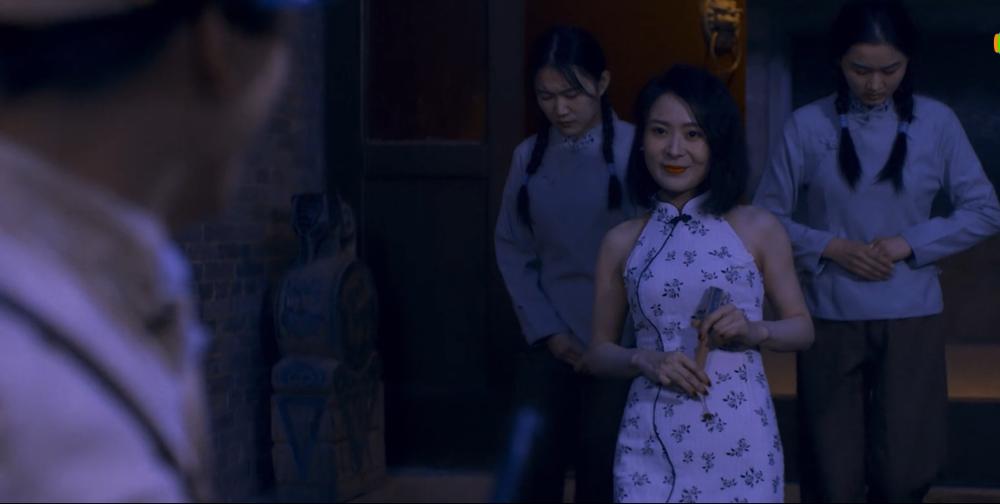 虽然制作水平上升了不少,但剧情依然是复刻《僵尸至尊》《九叔归来》