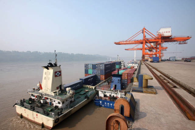 四川省出台措施 提出支持泸州港建设智慧口岸