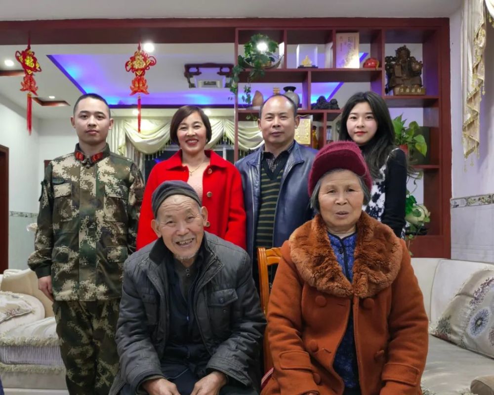 军人家庭 腾讯网