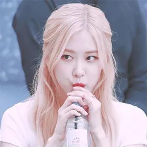 头像|金发天使朴彩英rose头像