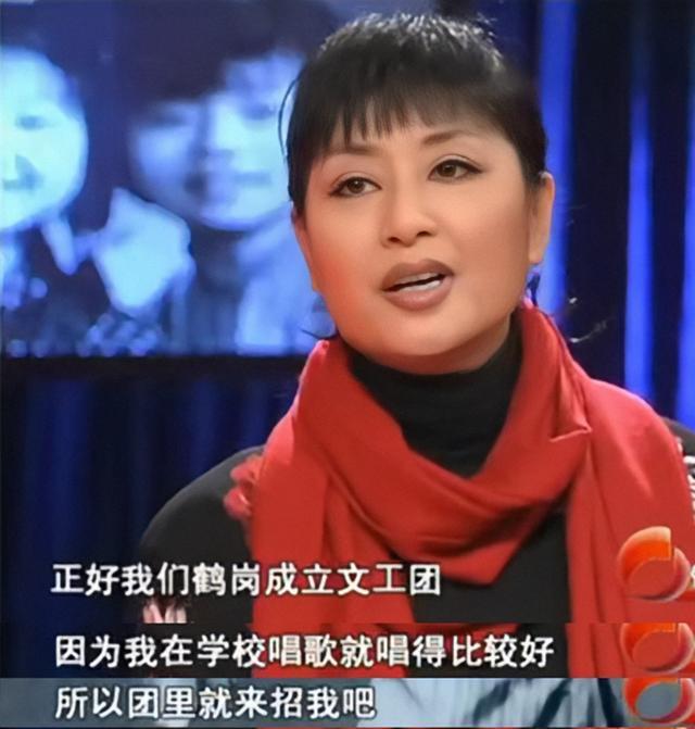 歌唱家殷秀梅二婚嫁給法國老公無兒無女66歲被寵成小公主