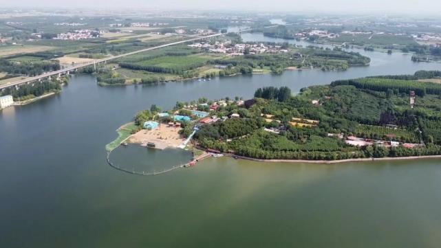 佛耳岗水库充分发挥平原中型水库的区位优势和资源优势,按照《国家