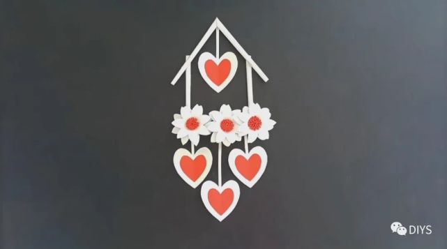 手工制作简单又漂亮的心形壁挂