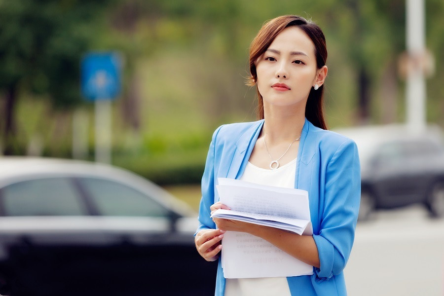 《爱我,你别走》开播,张嘉倪保剑锋主演,生活剧,中老年最爱_腾讯新闻