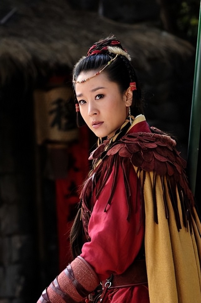 苗圃丈夫陈义红娶小19岁的演员妻子婚后生一男一女幸福美满