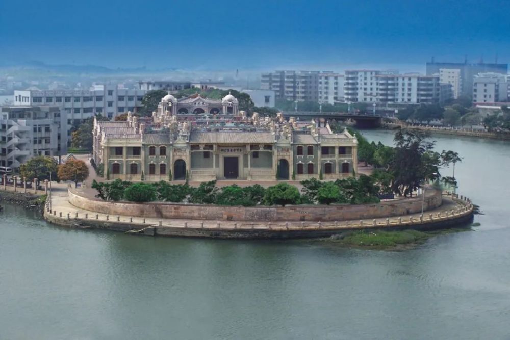 开平市博物馆地址:开平市博物馆【相关资讯】开平市博物馆位于梁金山