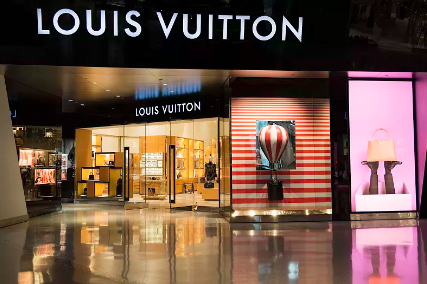 女子在长沙国金中心lv专柜买到假包国金回应