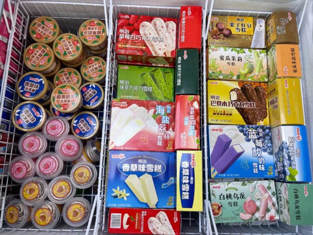 白桃,葡萄,荔枝,椰子,蜜瓜茉莉等新奇口味十分夺人眼球,爆珠冰淇淋,"