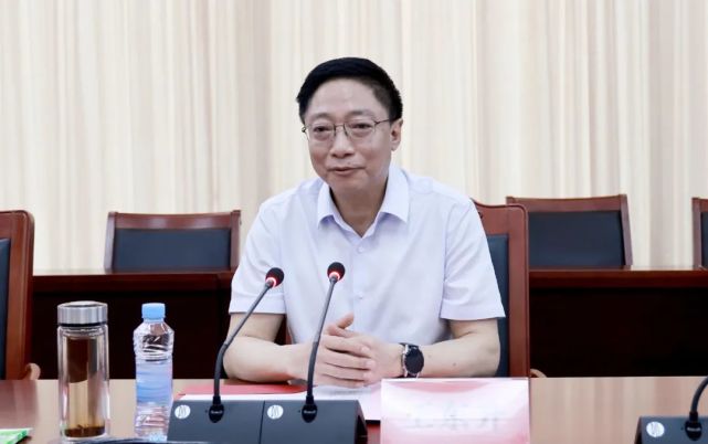 省农村信用社联合社与江西财经大学召开交流座谈会