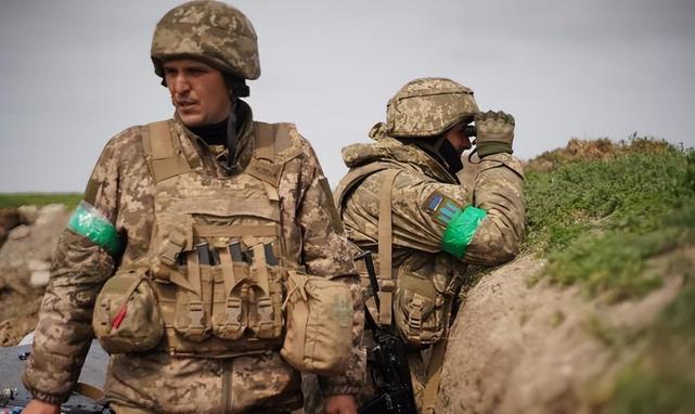 蹲坑敖德萨-不知道啥时候才反攻的乌军第28独立机械化旅