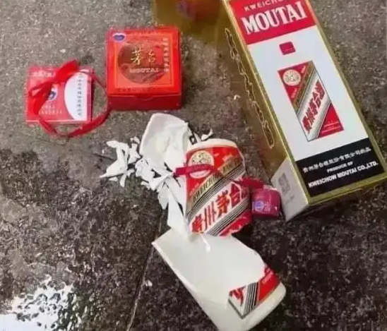 白酒造假太猖狂曝光的这些假酒名单让人防不胜防