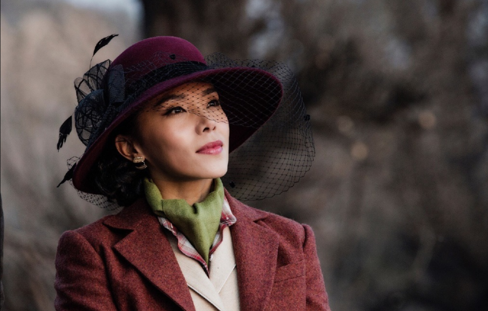 知名演员李佳璇导演丈夫去世8年与狗为伴她的痴情让人泪目