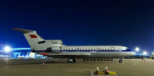 为中国服务廿四载:身披五星红旗的雅克客机,记雅克42客机在中国_腾讯