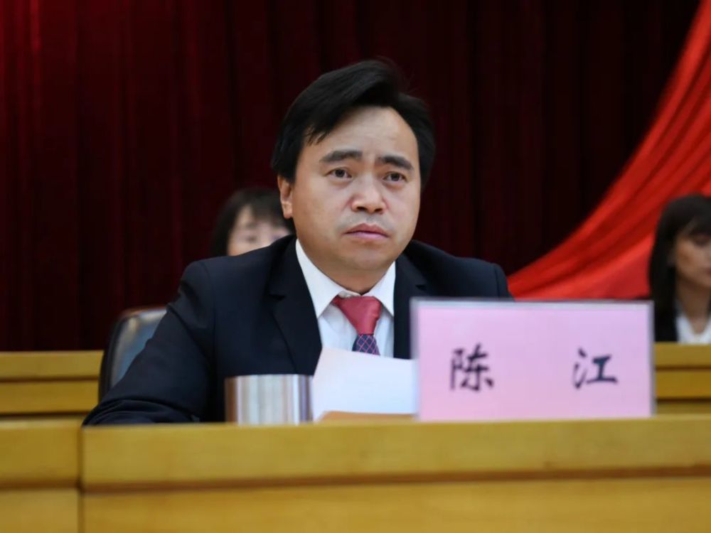 在开幕式上,王彦彦高度评价了五华区共青团工作,为今后五华共青团的