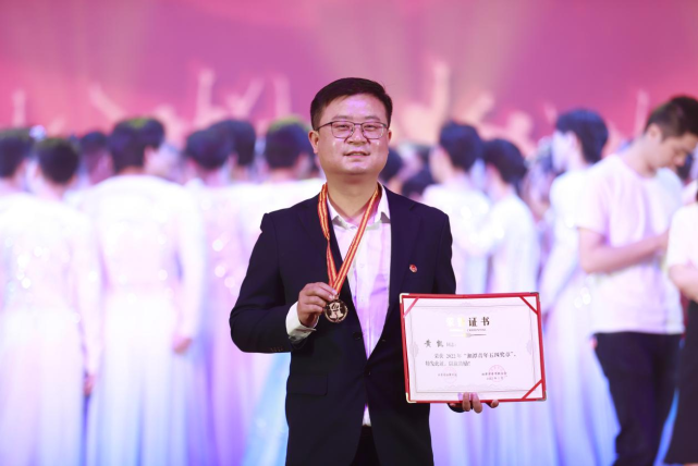 湖南日报通讯员 李文彬 全媒体记者 余蓉"村里小学建了洗手池,孩子们