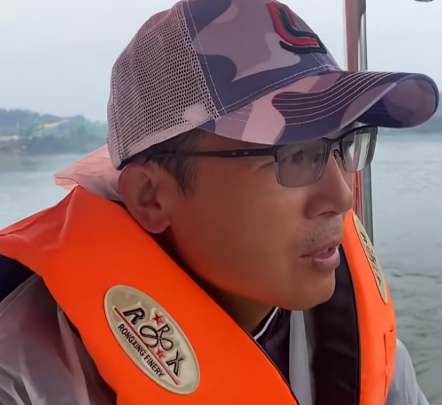 刘志强的徒弟徐亮是最有名的,但是可惜在李梦瑶那里.