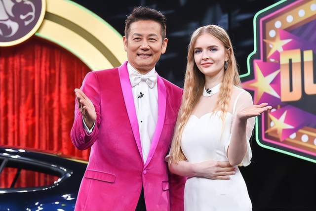 徐乃麟儿子求婚成功,妻子金发碧眼颜值高,婚戒要价40万