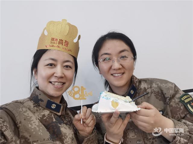 (韩凤霞供图)山中无日月,充实的工作更会让人淡忘了时间的流逝.