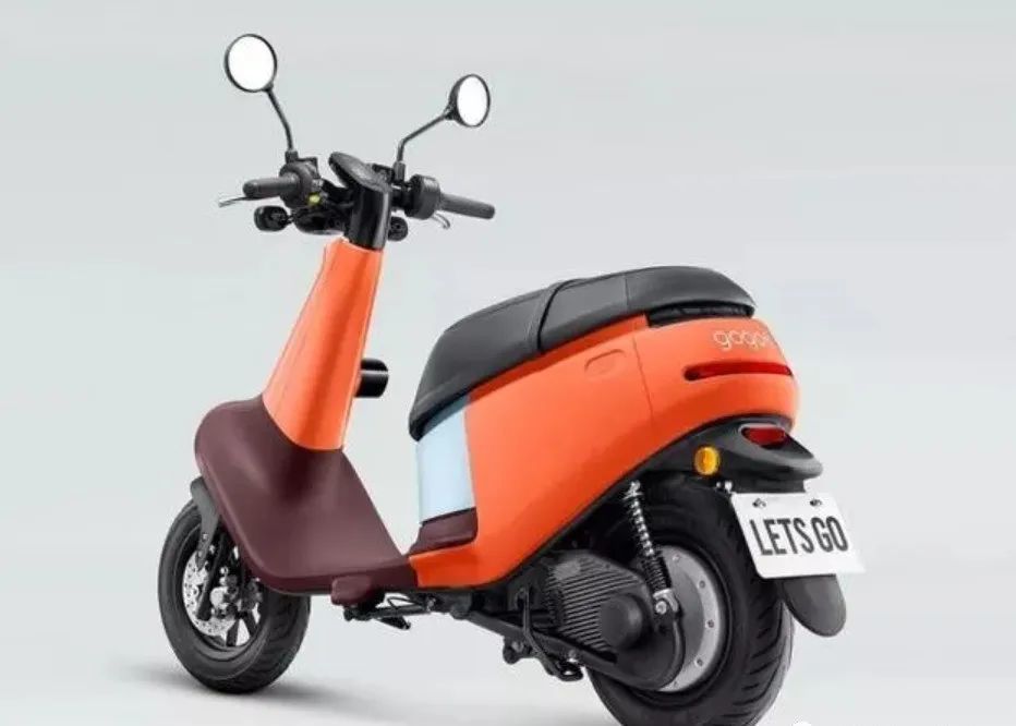 隨後,gogoro viva mix上市,將