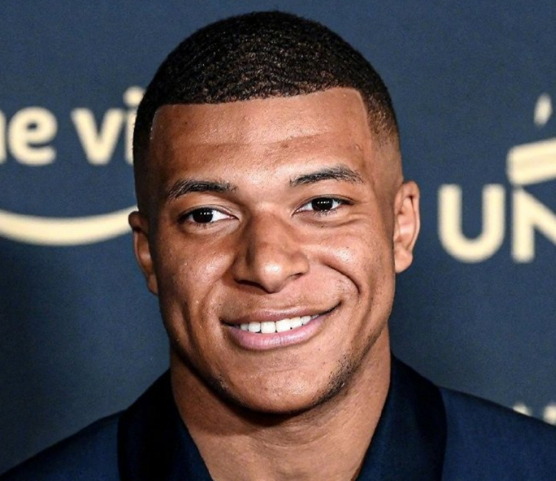 皇马被戏耍激怒姆巴佩未来明朗了只等他亲口宣布支付违约金