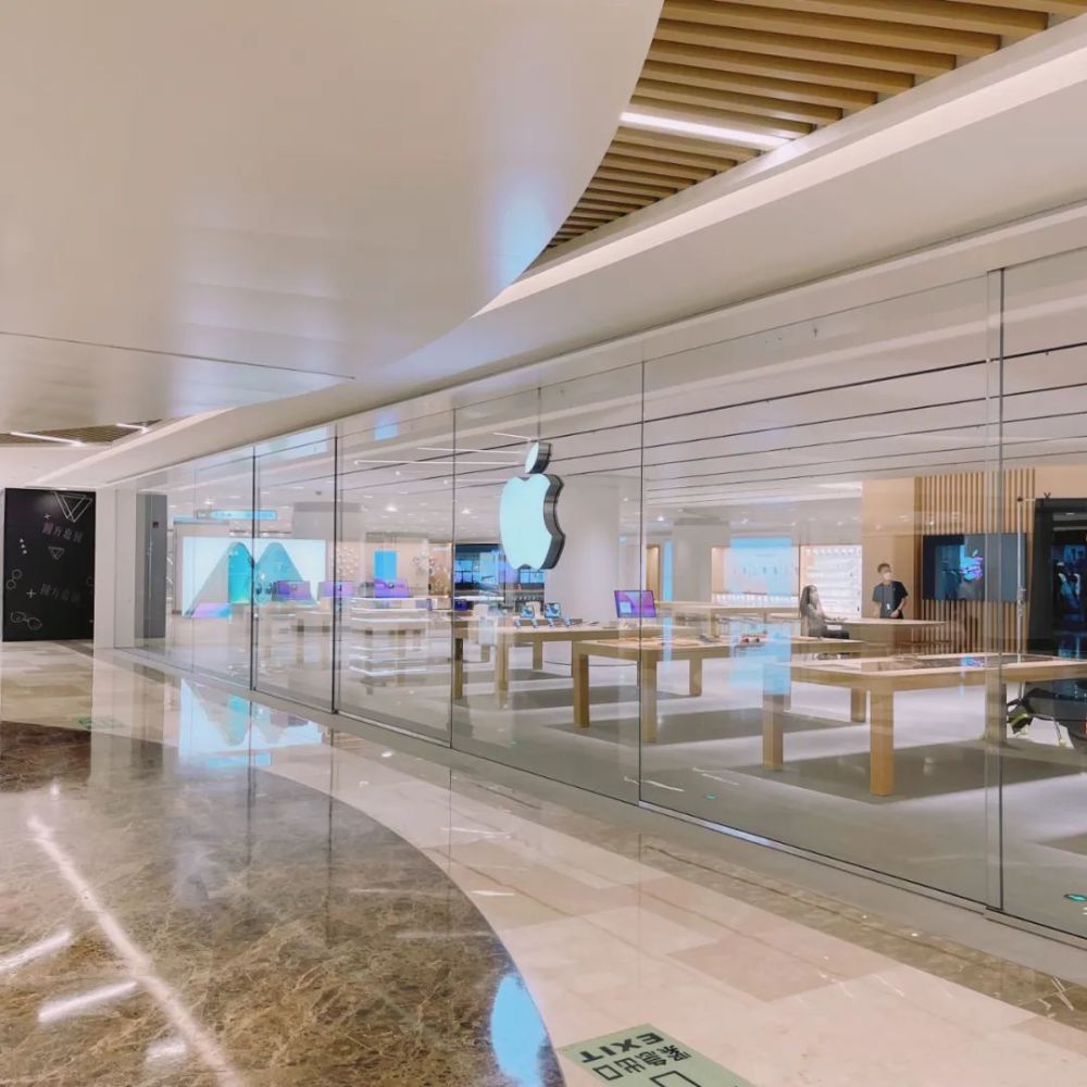 湖北首家苹果直营店开业,武汉人:终于不用加钱买iphone了!_腾讯新闻
