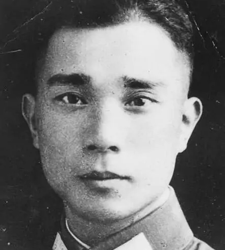 1990年聂荣臻接见李默庵询问大陆有多少同学活着李默庵15位