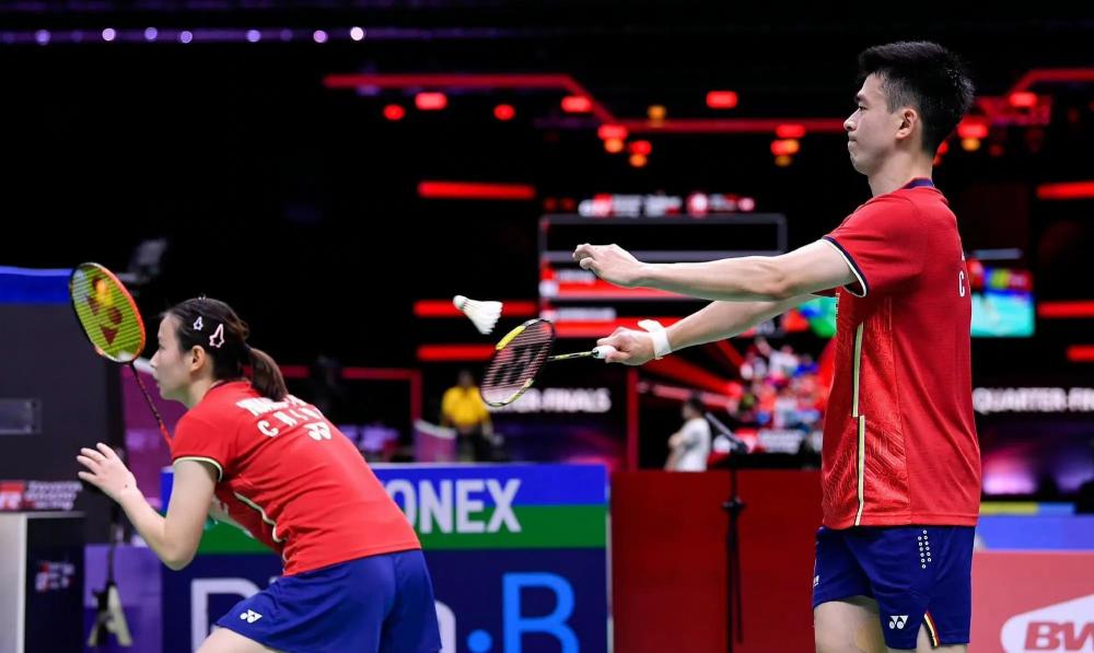 泰国羽毛球公开赛混双半决赛:郑思维黄雅琼vs渡边勇大东野有纱_腾讯