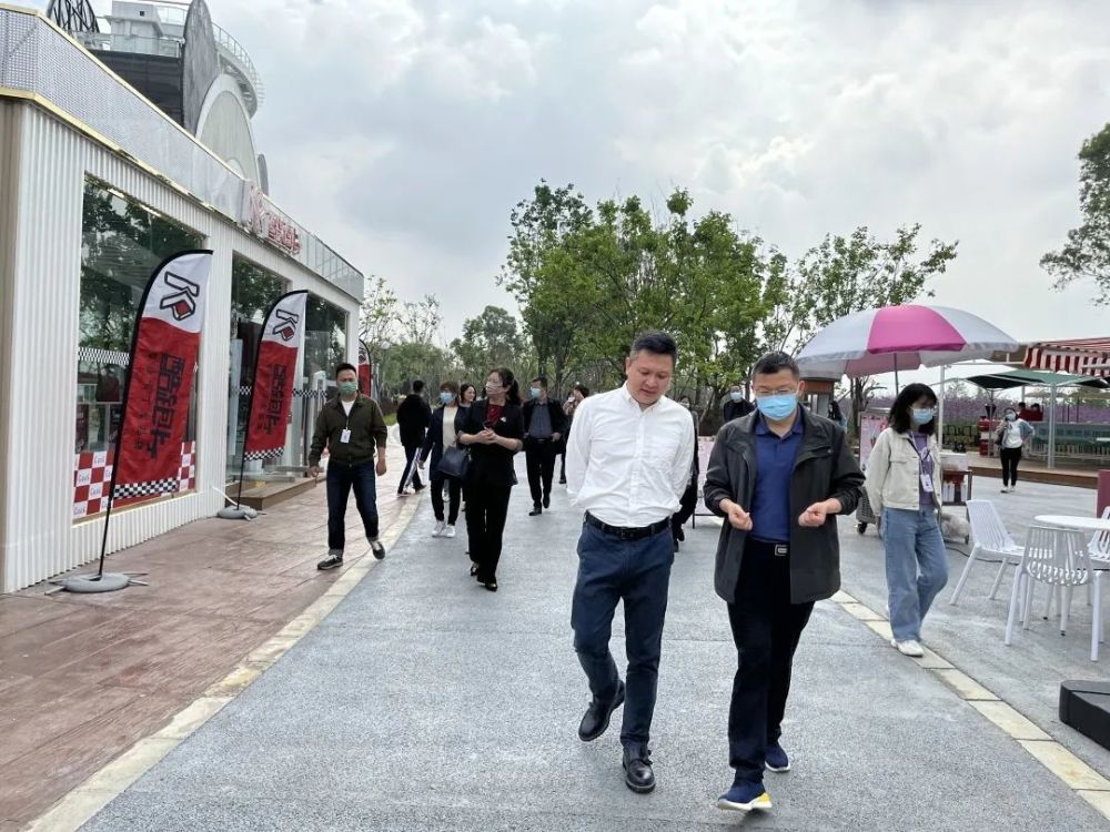 當好新時代人大代表共建公園城市示範區洛帶鎮開展區鎮人大代表考察