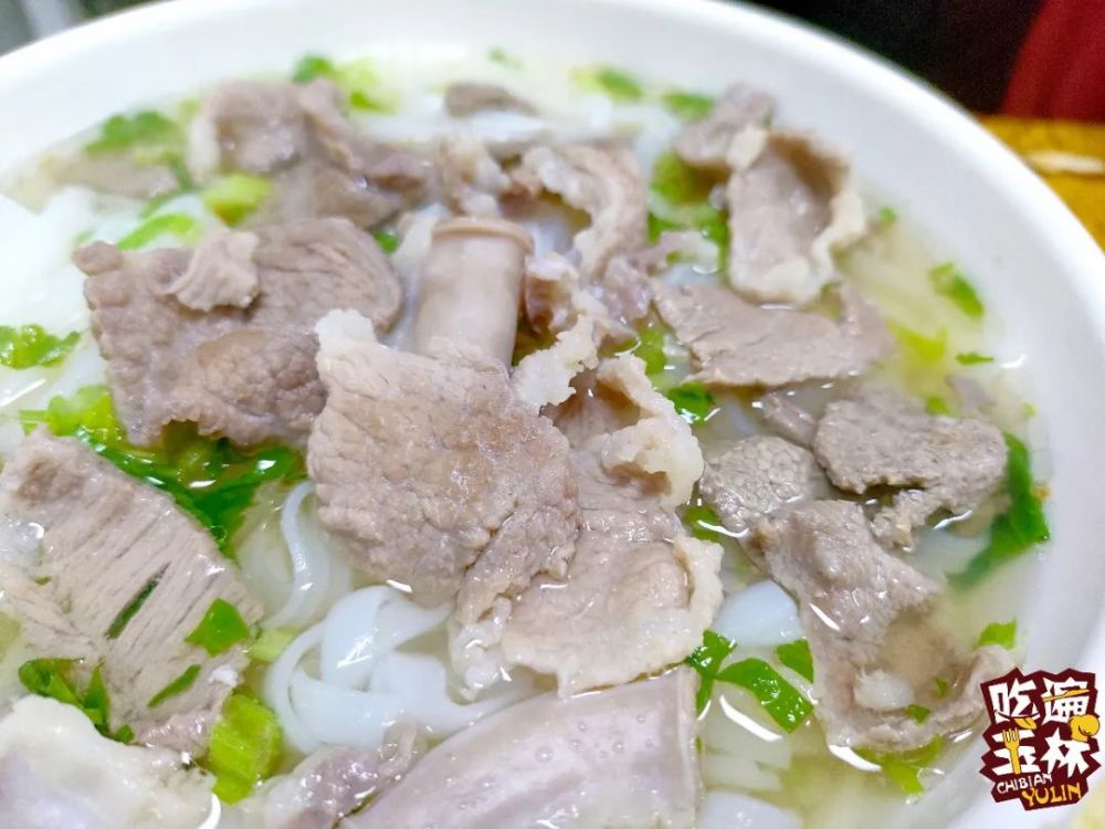 开了11年!玉林这家大骨汤粉,好吃到连汤底都喝光!_腾讯新闻