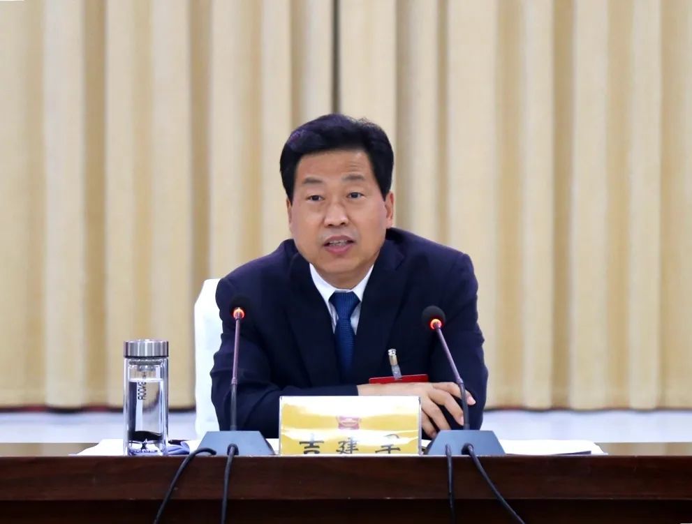 周口市市长吉建军参加淮阳区代表团审议