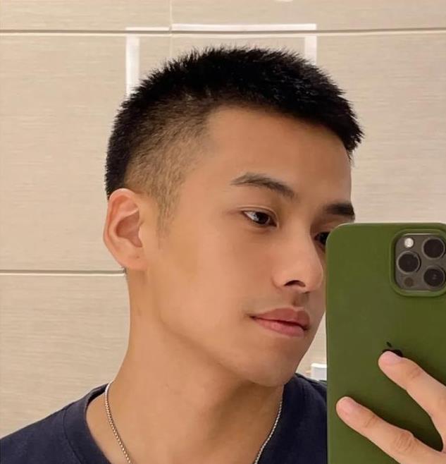精选男士发型推荐这16款,既有型还精神,想不帅都难插图9