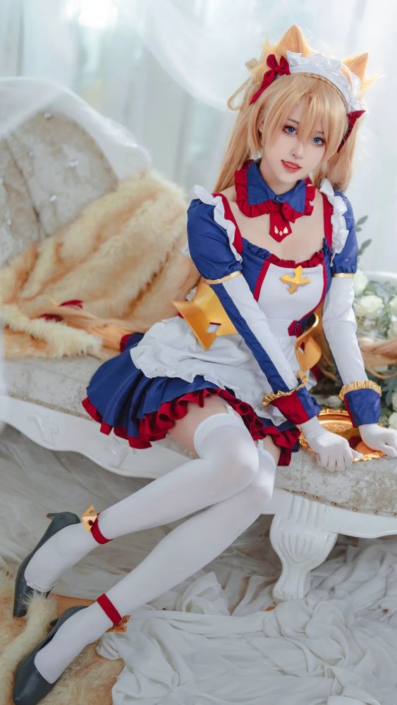 cos:fgo布拉达曼特同人女仆cos正片@比骨_腾讯新闻