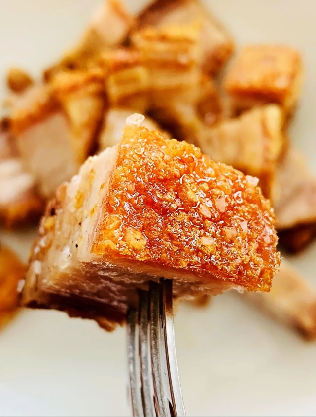 网红脆皮五花肉