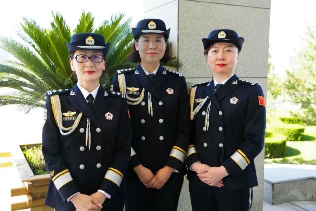 【喜迎二十大 忠诚保平安】博州公安局举行警礼服列装仪式
