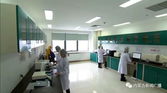 伊利集团副总裁刘大鹏:"我们的产业发展一直(致力于)绿色经济的发展.