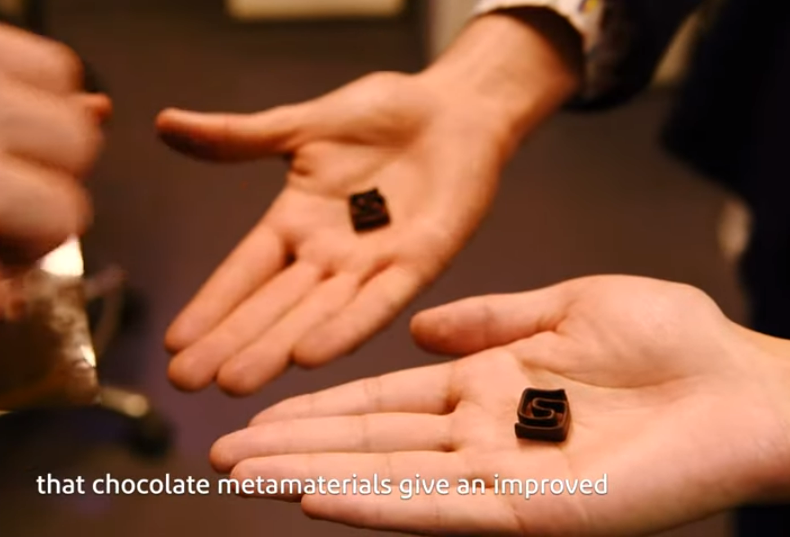 荷兰科学家与联合利华合作设计口感爽脆的巧克力，为3D打印食品提供新思路