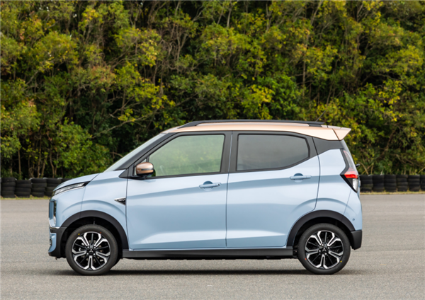 正宗日本k-car 三菱牌"宏光mini ev"官图发布:跑180,卖9万7