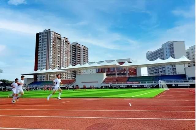 校长室云龙教育集团旗下现有教育品牌:天易高级中学天易初级中学云龙