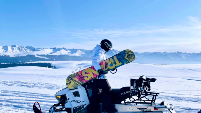 百县万部微视频展播何晓雪:从四川来新疆,用风景治愈自我