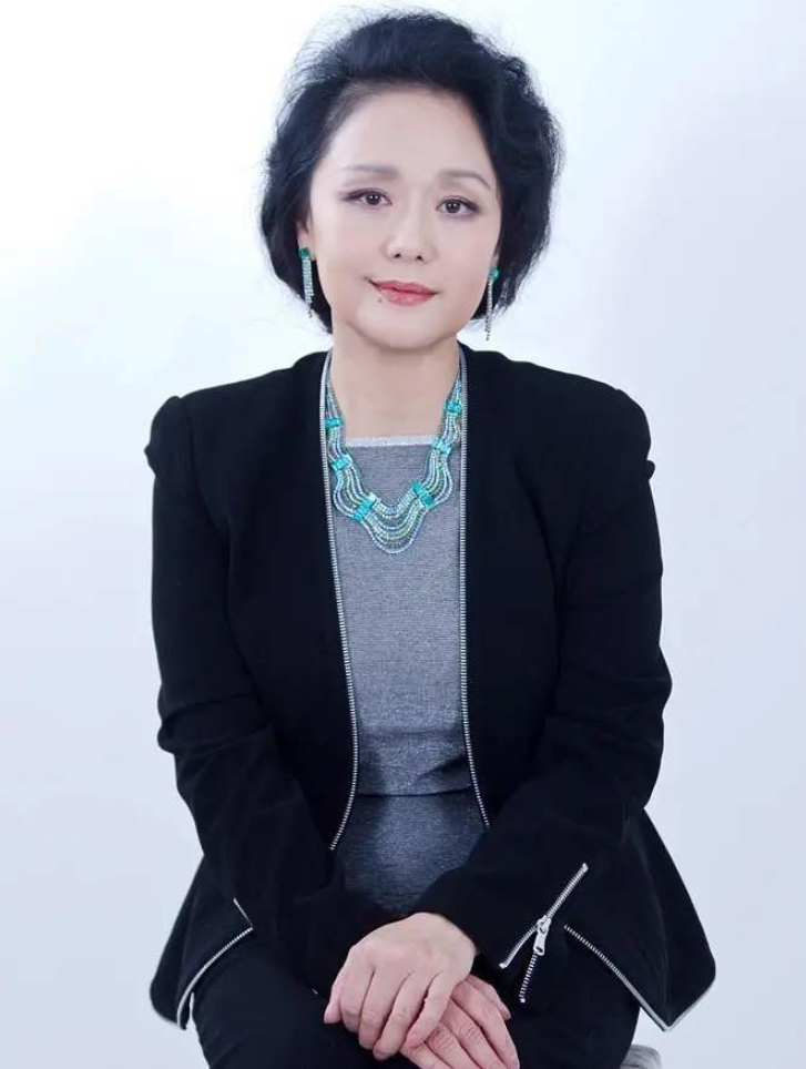 著名演员廖学秋:命运坎坷,年幼失双亲,离婚后独身40多年了不得_腾讯