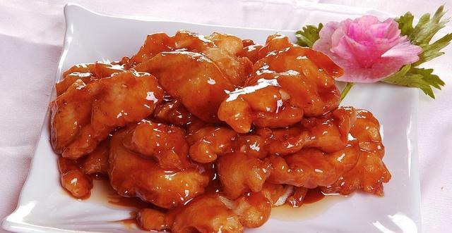 中国北京的十大传统名肴，第六道相传是乾隆皇帝赐名，还是清真菜
