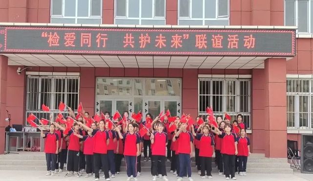 墨玉检察:以活动"牵手"社会力量可形成未成年人司法保护合力