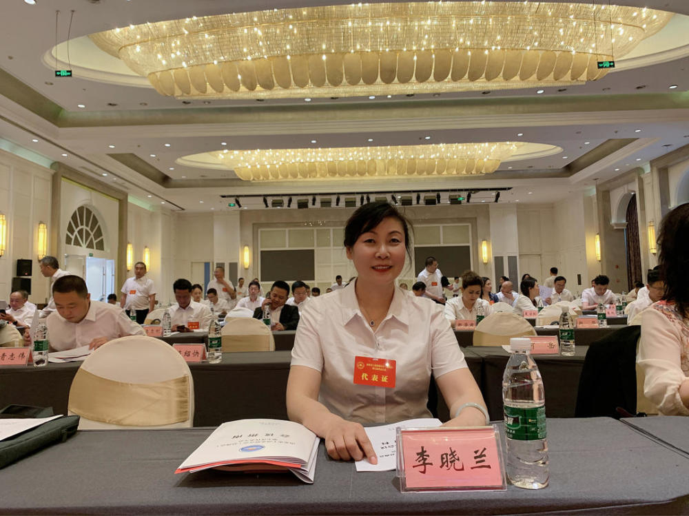 四川南充优秀民营企业家李晓兰:精益求精办企业 知恩图报回馈社会