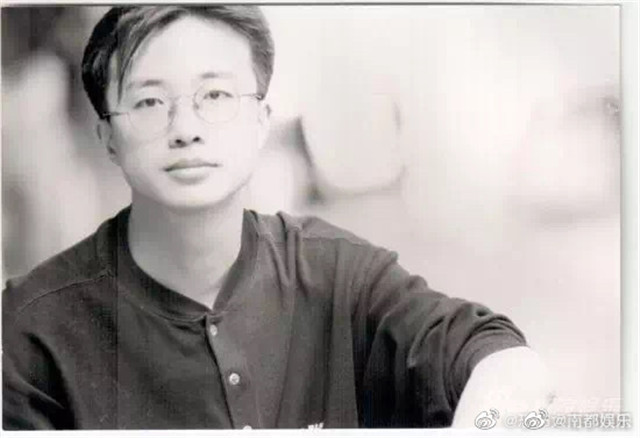 歌手沈庆因车祸去世仅52岁，被誉为民谣诗人，有名曲《青春》传世八年级下册搜狐网数学书