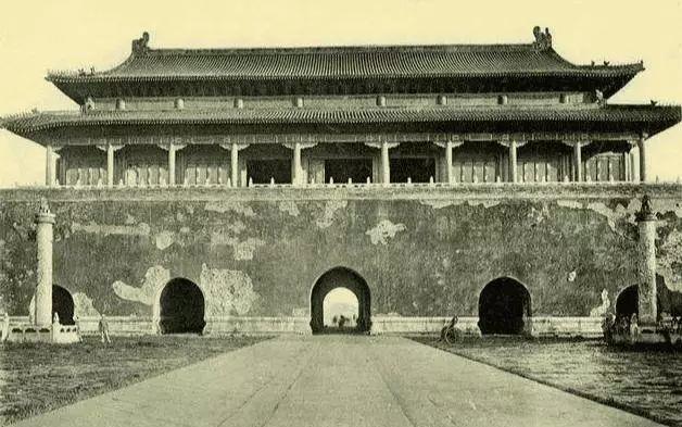 老照片：100年前故宫的真实面貌，有几处和现在大不相同！（上）